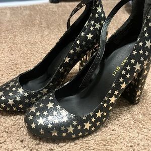black and gold star heels